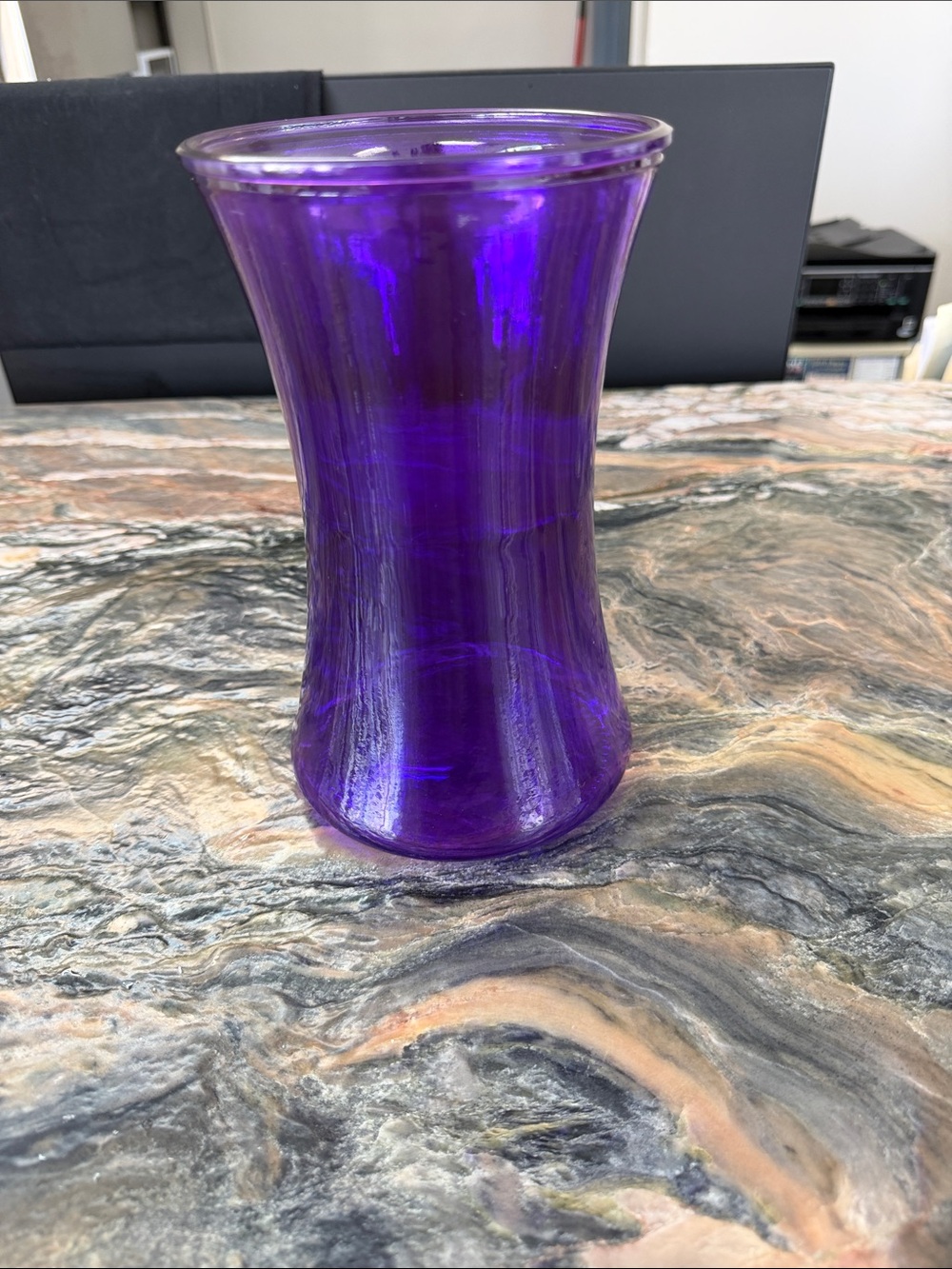 Deep Purple Glass Vase — Elegant Curved Accent for Home - Picture 1 of 4